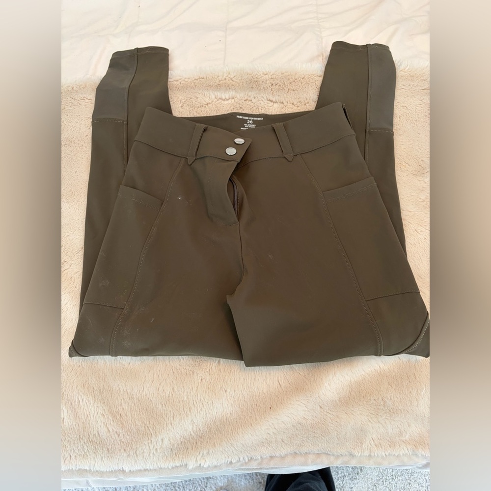 Free Ride Pro Equestrian Breeches
Size 26 Hunter Green